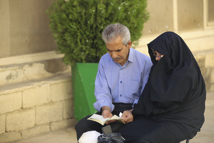 تصاویر| برگزاری دعای عرفه شیراز