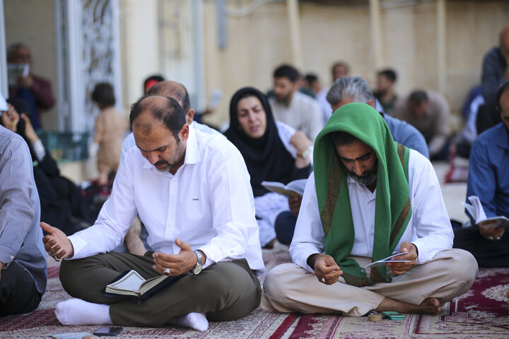 تصاویر| برگزاری دعای عرفه شیراز