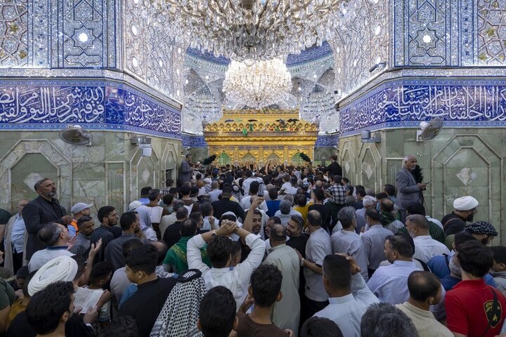 تقرير مصور/ أجواء ليلة الجمعة عند مرقد أبي الفضل العباس (عليه السلام)