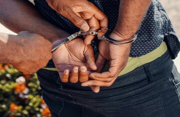 हैदराबाद में ईद से पहले 'गौरक्षकों' का आतंक, खंजर के साथ पकड़े गए दो आतंकी 