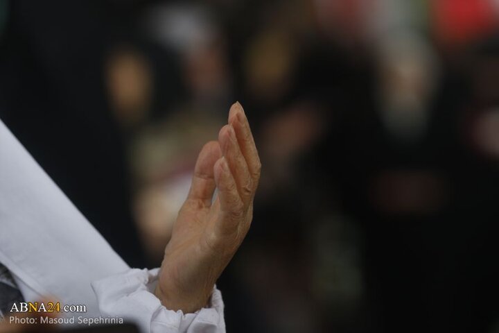 مراسم دعای عرفه در گلزار شهدای تبریز