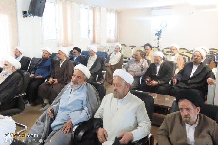 مراسم گرامیداشت حماسه ۱۵ خرداد در بسیج اساتید حوزه علمیه استان اصفهان