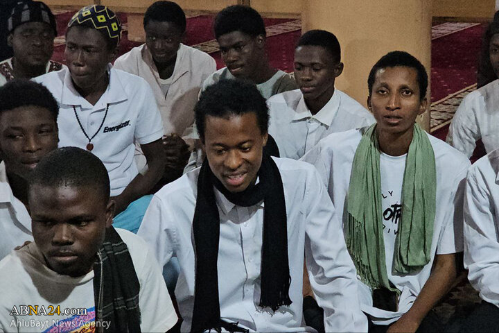 دیدار جمعی از جوانان غنا با آیت الله رمضانی