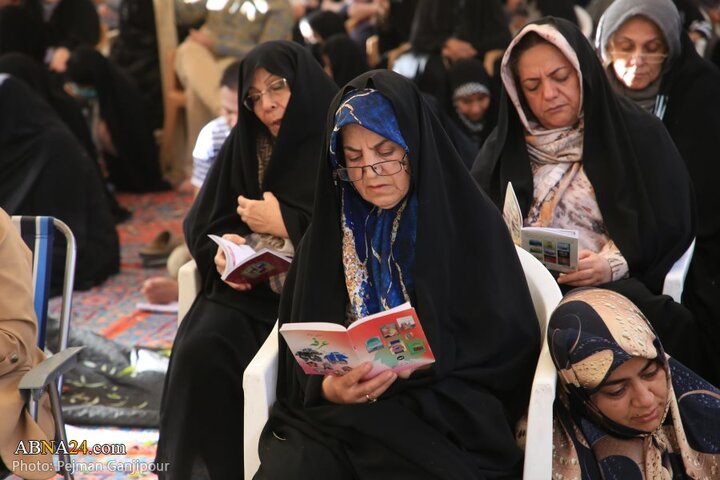 مراسم دعای پرفیض عرفه در شهر اصفهان