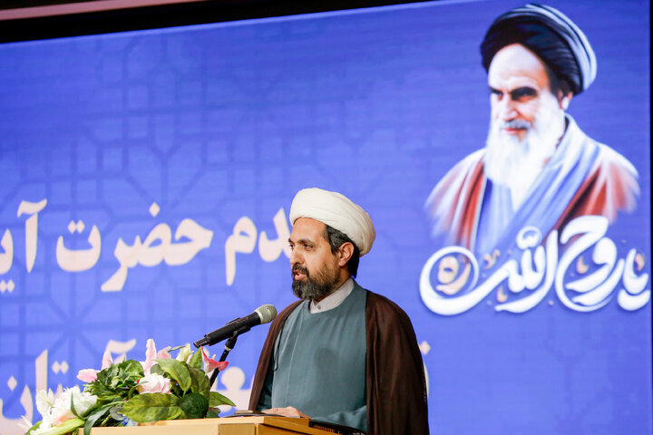 همایش «تعهد و اخلاق پزشکی در اندیشه و سیره امام خمینی(ره)»