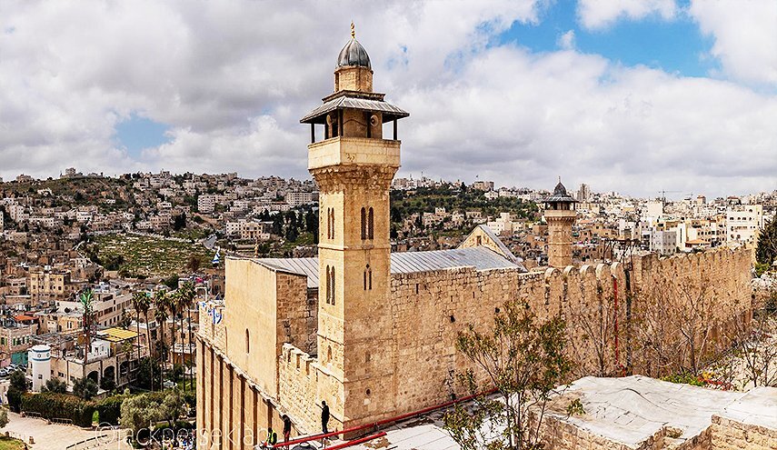 في أول أيام عيد الأضحى.. الاحتلال يرفض تسليم المسجد الإبراهيمي