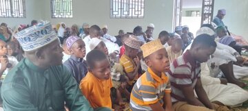 Waislamu wa Masjid Ahlul-Bayt (as) Nshambya - Bukoba Mjini, Wawatakia Watu Wote Eid Mubarak iwe ya Heri na Baraka kwao + Picha
