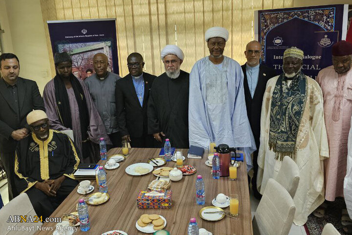 Photos: Ayatollah Ramazani attends Interfaith Dialogue meeting held in Ghana