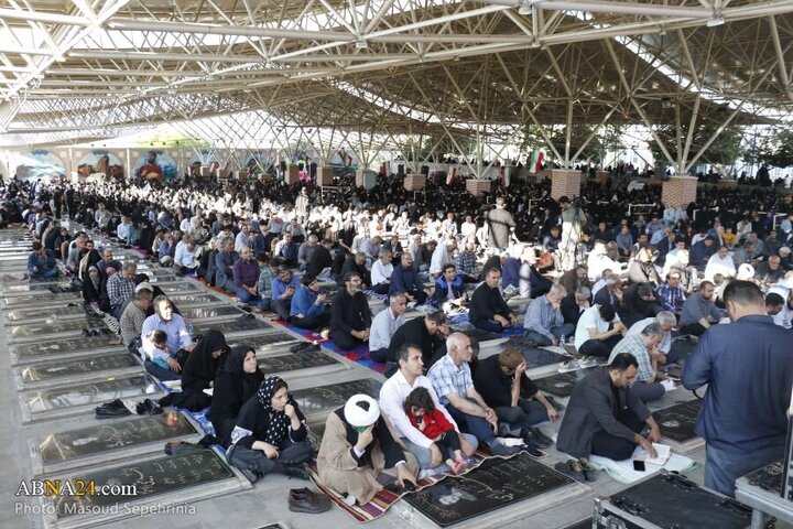 Photos: Arafah prayers ceremony held at Tabriz Martyrs Cemetery