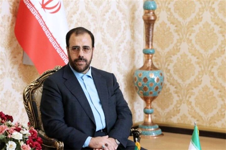 عبور ۱۲۰ هزار زائر به عتبات و اربعین از شیراز | تقویت زیرساخت‌ها در دستور کار قرار گیرد