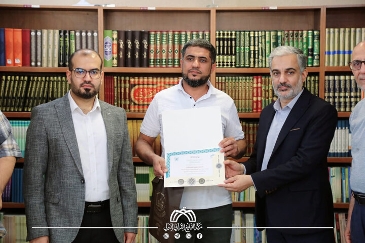 تقرير مصور/ برعاية العتبة الحسينية.. ورشةً تطبيقية متخصصة في أحكام تلاوة القرآن الكريم بمدينة قم
