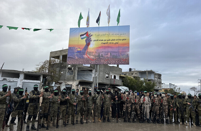 "حماس" تؤكد ملاحقة عصابات في غزة تتحرك تحت إشراف أمني إسرائيلي ونتنياهو يقول: خطة معدة مسبقا