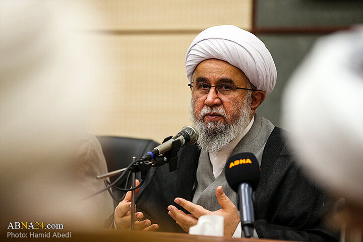 Photos: Group of Iraqi missionaries in Qom meet with Ayatollah Ramazani