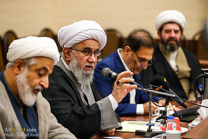 Photos: Group of Iraqi missionaries in Qom meet with Ayatollah Ramazani