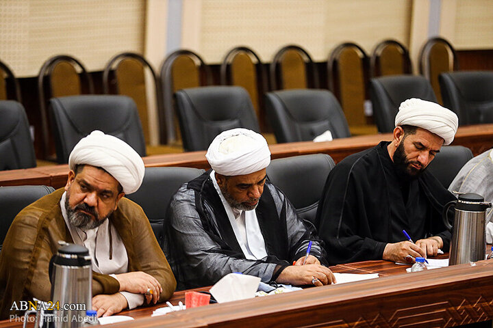 Photos: Group of Iraqi missionaries in Qom meet with Ayatollah Ramazani