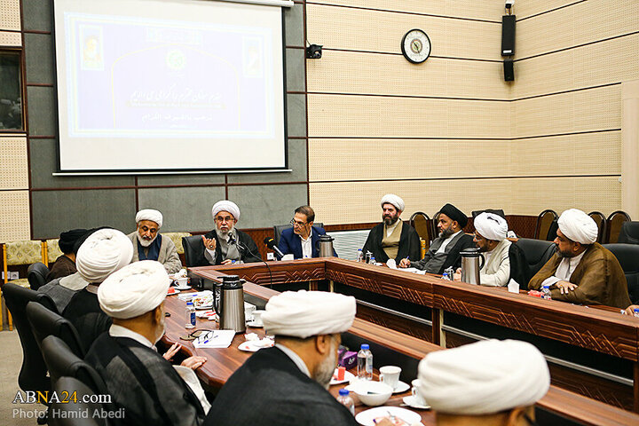 Photos: Group of Iraqi missionaries in Qom meet with Ayatollah Ramazani