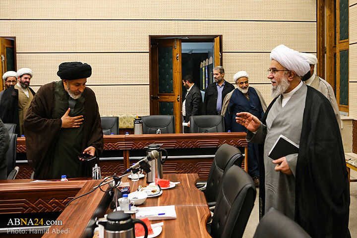 Photos: Group of Iraqi missionaries in Qom meet with Ayatollah Ramazani