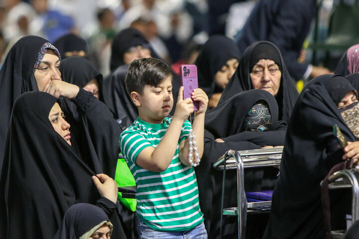 جشن زائران عرب‌زبان بارگاه منور رضوی در عید قربان