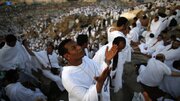 Pilgrims continue Rami al-Jamarat in Mina as Hajj nears completion
