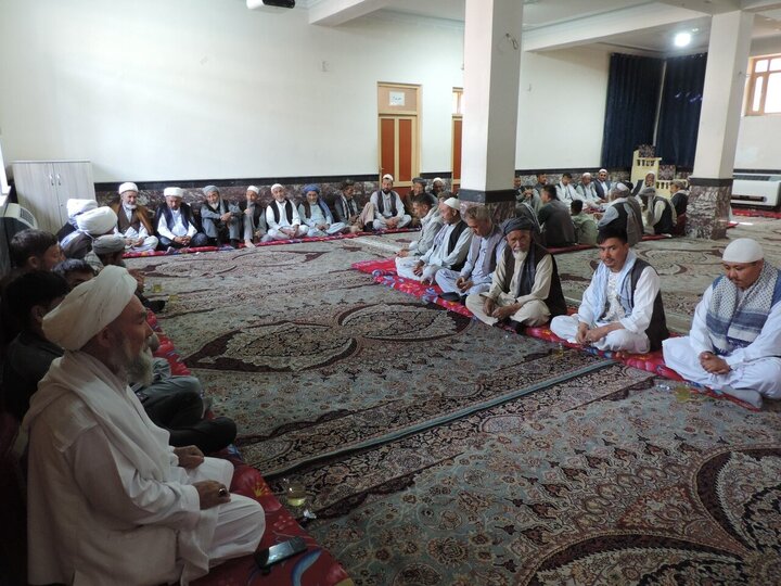 Photos: Shia Muslims meet with Ayatollah Vaezzadeh Behsoodi in Kabul