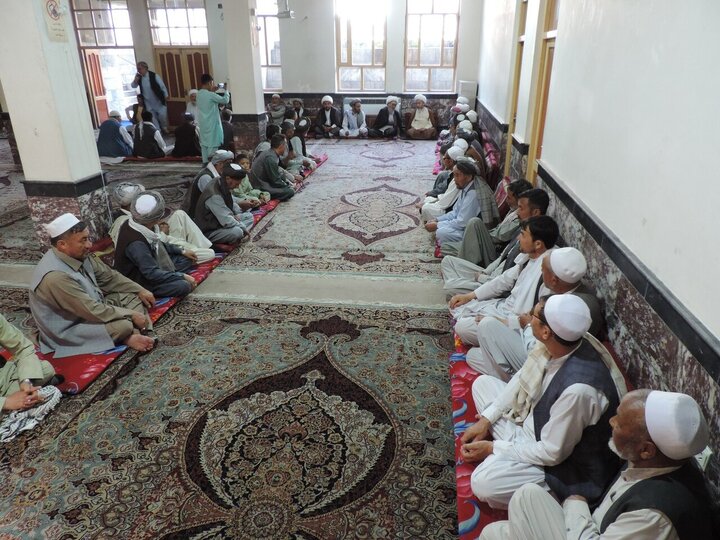 Photos: Shia Muslims meet with Ayatollah Vaezzadeh Behsoodi in Kabul