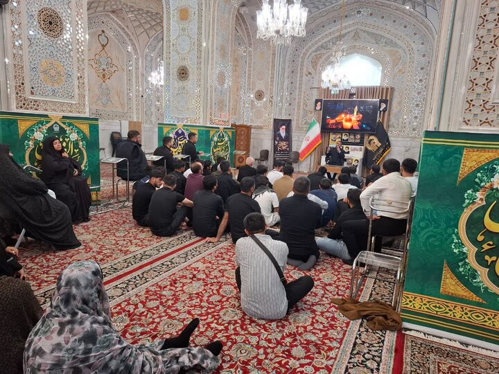 حضور جمعی از پیروان اهل بیت(ع) کشور گرجستان در حرم ثامن الحجج