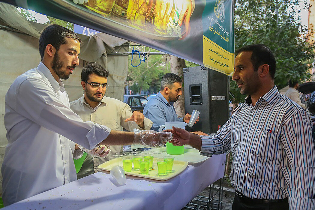 ایستگاه‌های صلواتی خوان کرامت در بیش از 50 نقطه رشت برپا می‌شود