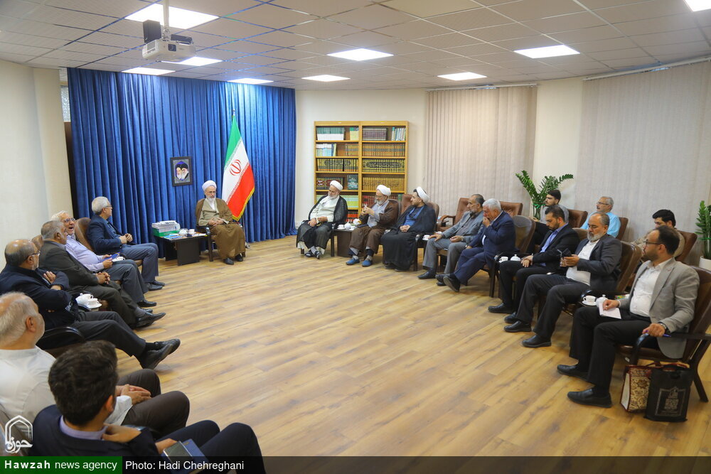 Ayatollah Arafi praises Iraqi Shrine Reconstruction, stresses Iran-Iraq unity