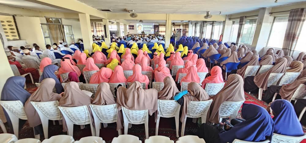 Imam Khomein Akumbukwa: Mamia Wahudhuria Maadhimisho ya Kifo Chake Jamiat Al-Mustafa, Dar es Salaam