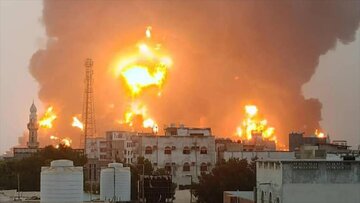 Israel bombardeia porto estratégico de Al-Hudayda, no oeste do Iêmen
