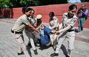 Photos: Delhi Police arrested students protesting against Israeli genocide
