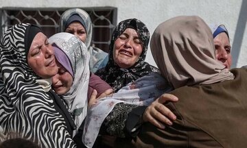 مقبوضہ فلسطین: اسرائیلی فورسز کی فائرنگ، ڈرون حملہ، امداد کے متلاشی 25 فلسطینیوں سمیت 29 شہید
