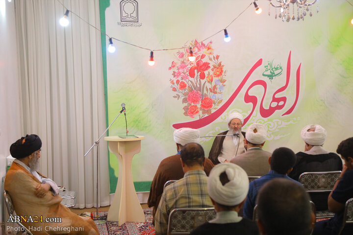 مراسم جشن و عمامه گذاری طلاب در شب میلاد امام هادی(ع) در شهر قم