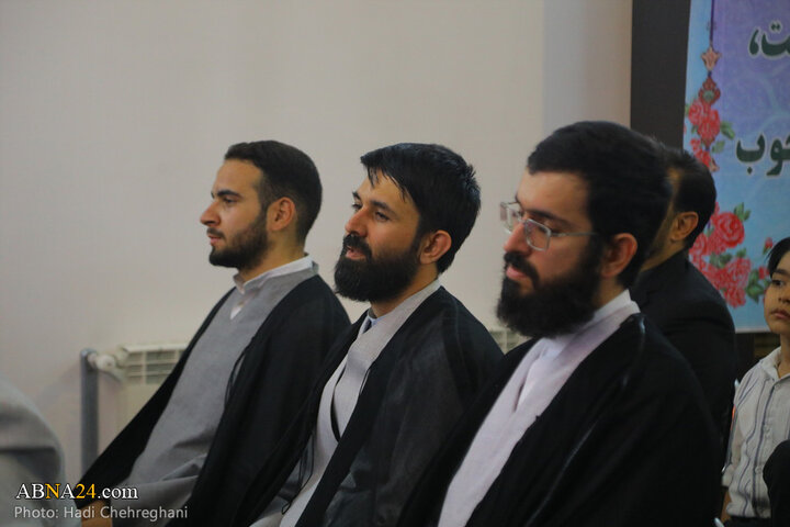 مراسم جشن و عمامه گذاری طلاب در شب میلاد امام هادی(ع) در شهر قم