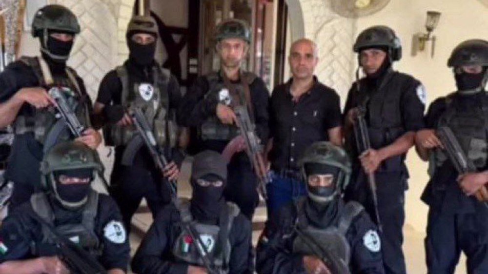 Israeli airstrike kills Hamas fighters amid clashes with Daesh-linked militants