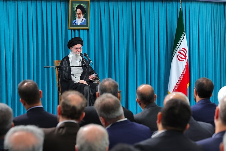 دیدار نمایندگان مجلس شورای اسلامی با رهبر انقلاب