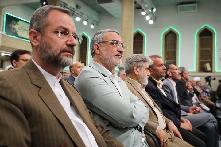 دیدار نمایندگان مجلس شورای اسلامی با رهبر انقلاب