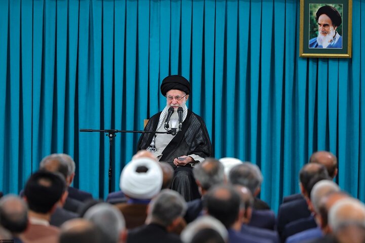 دیدار نمایندگان مجلس شورای اسلامی با رهبر انقلاب