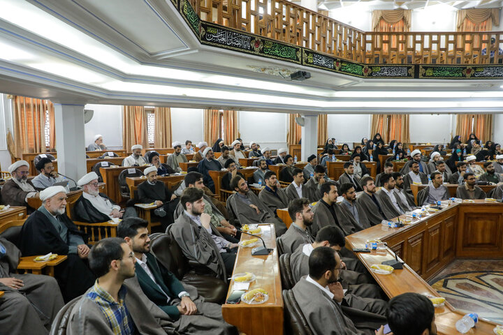 تقرير مصور/ حفل تخرج طلاب الجامعة الرضوية للعلوم الإسلامية