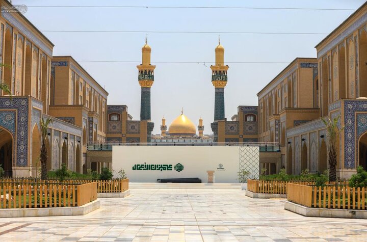 تجهيز منصات وتصاميم بمناسبة عيد الغدير في العتبة العلوية