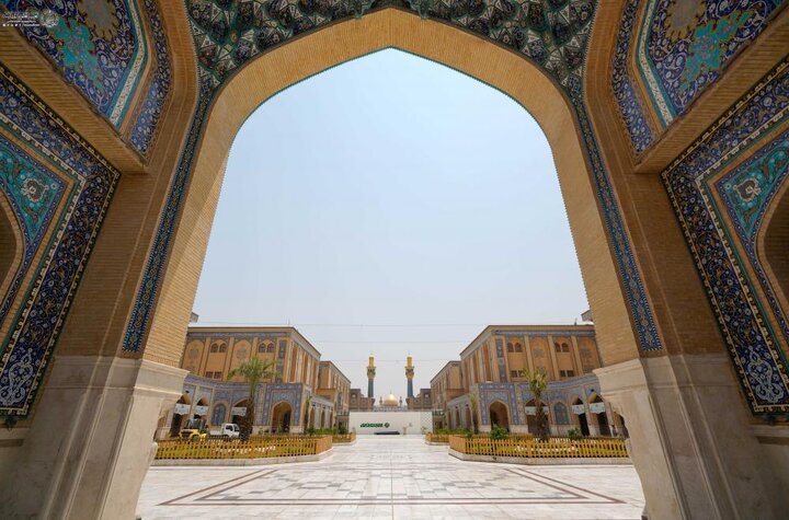 تجهيز منصات وتصاميم بمناسبة عيد الغدير في العتبة العلوية