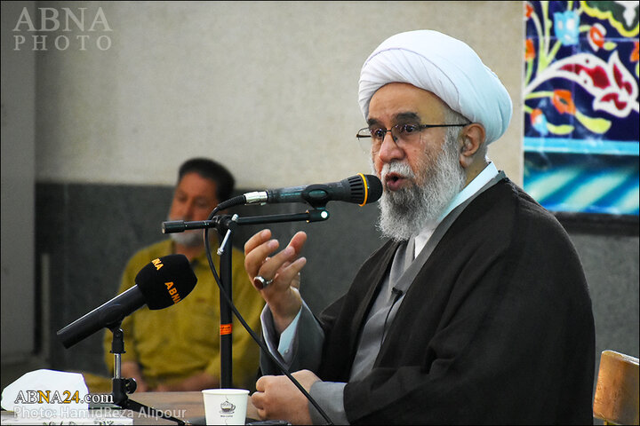 گزارش تصویری/ سخنرانی در جمع پرسنل نیروی دریایی رشت