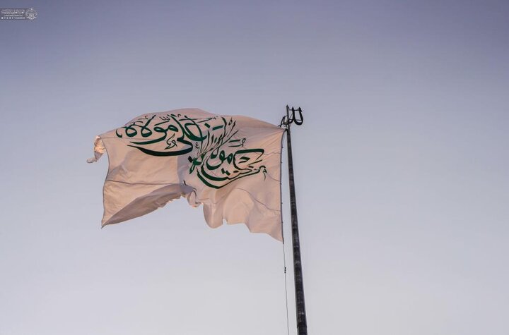 تقرير مصور/ احتفاءً بعيد الغدير الأغرّ رايات الولاء الغديرية ترفرف في سماء النجف