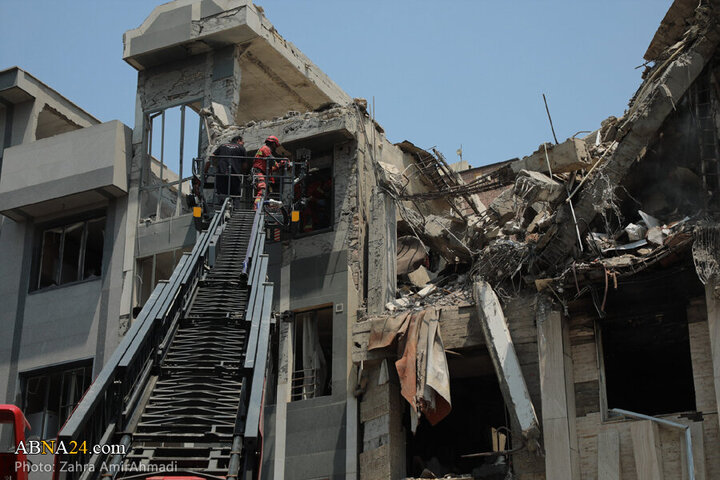 Photos: Zionist Regime strikes on Tehran’s Narmak district