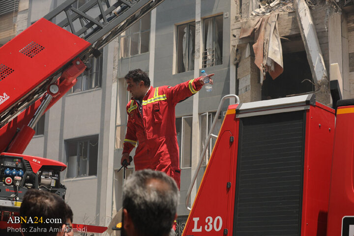 Photos: Zionist Regime strikes on Tehran’s Narmak district