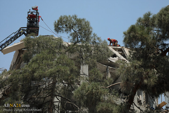 Photos: Zionist Regime strikes on Tehran’s Narmak district