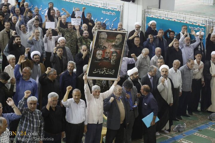 تجمع مردم تبریز پس از حملات رژیم صهیونیستی به ایران