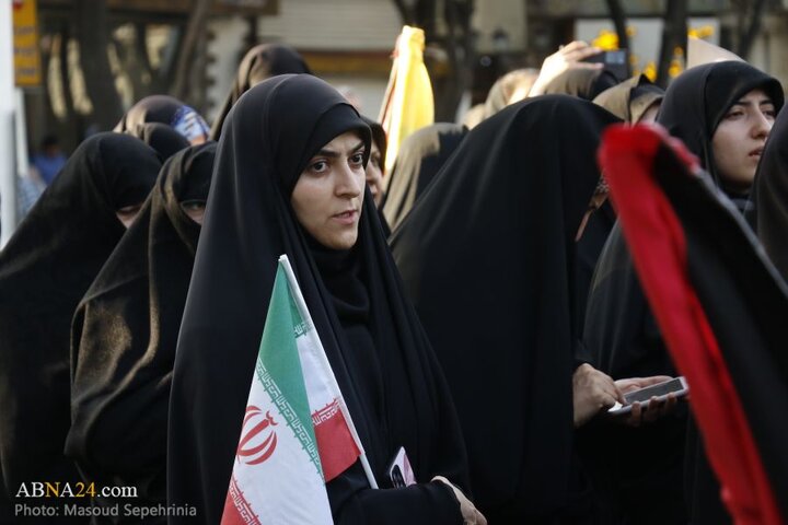 تجمع مردم تبریز پس از حملات رژیم صهیونیستی به ایران