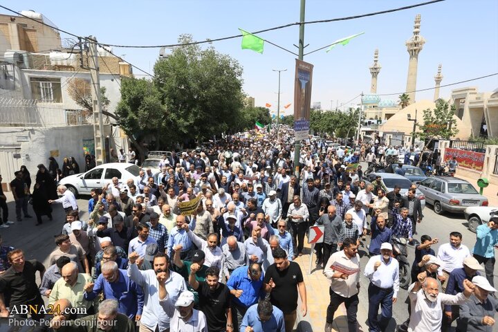 راهپیمایی نمازگزاران اصفهانی در محکومیت تجاوز رژیم صهیونیستی به کشور