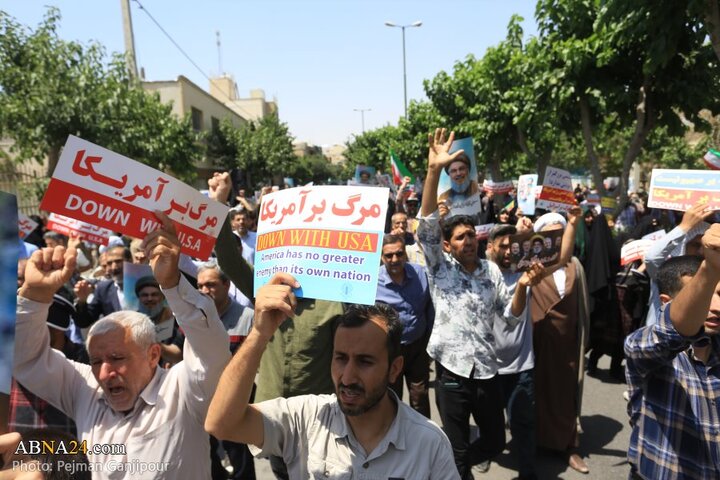 راهپیمایی نمازگزاران اصفهانی در محکومیت تجاوز رژیم صهیونیستی به کشور